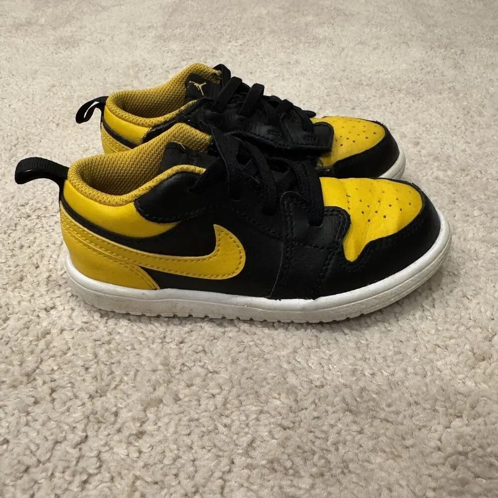 Authentic Nike Air Jordan 1 Retro Low TD Toddler Size 10C Black and Gold